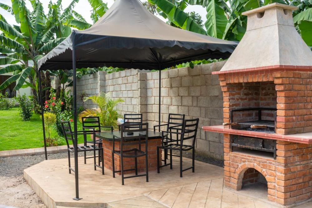 Rayan Apartments & Safaris Image 10
