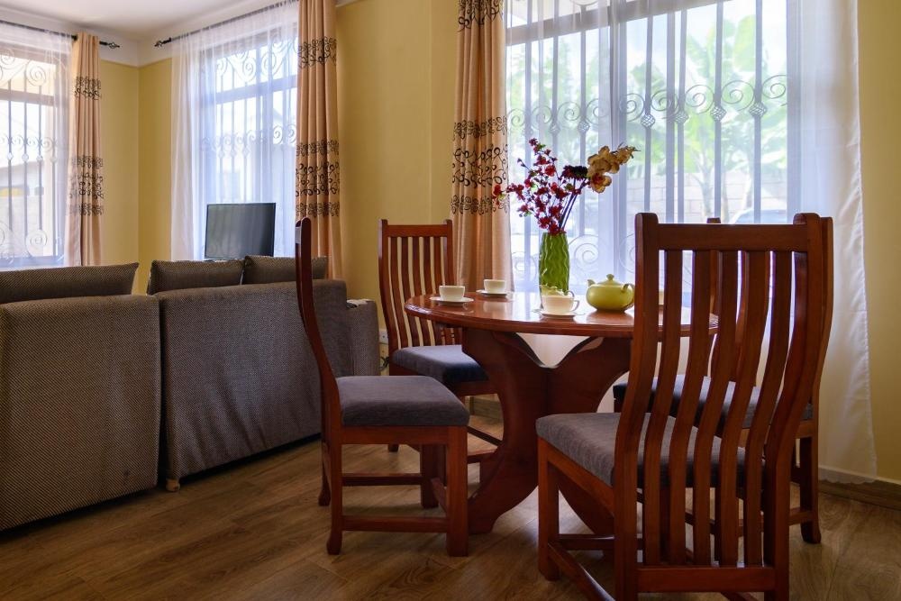 Rayan Apartments & Safaris Image 11